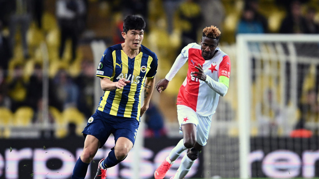 Napoli need to replenish their defense following the departure of Kalidou Koulibaly, and Fenerbahce’s Kim Min-Jae is atop the list.