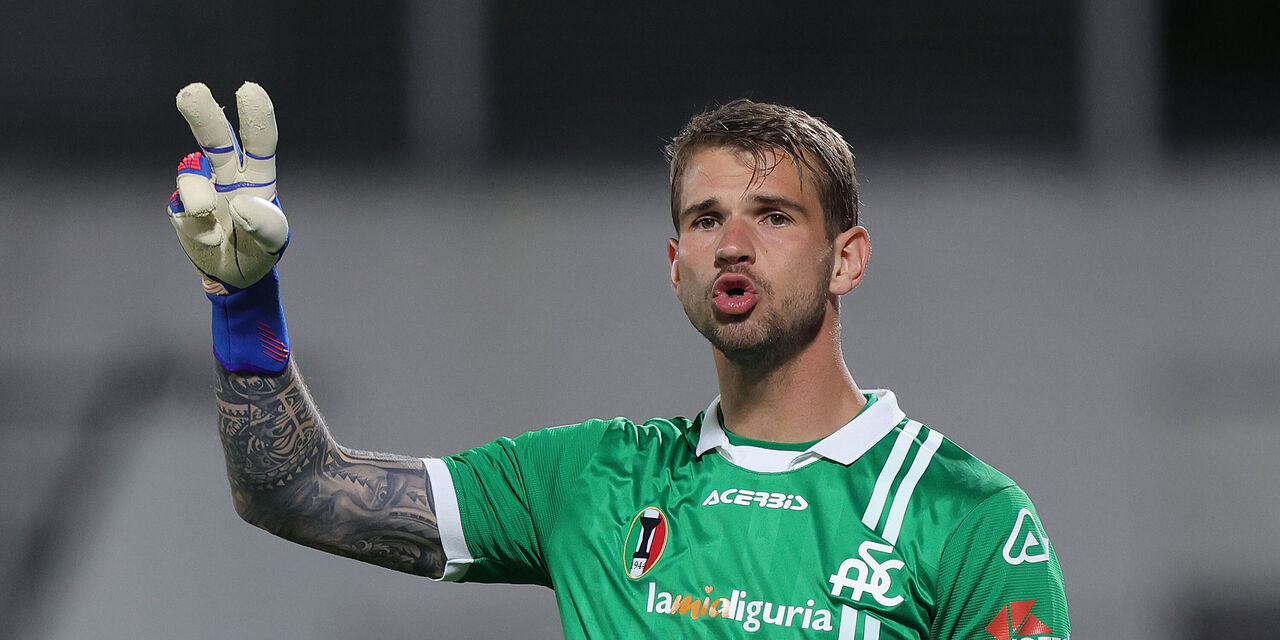 Lazio are set to bring in two more pieces early next week, Ivan Provedel and Matias Vecino. The goalkeeper was the top candidate to serve as the deputy.