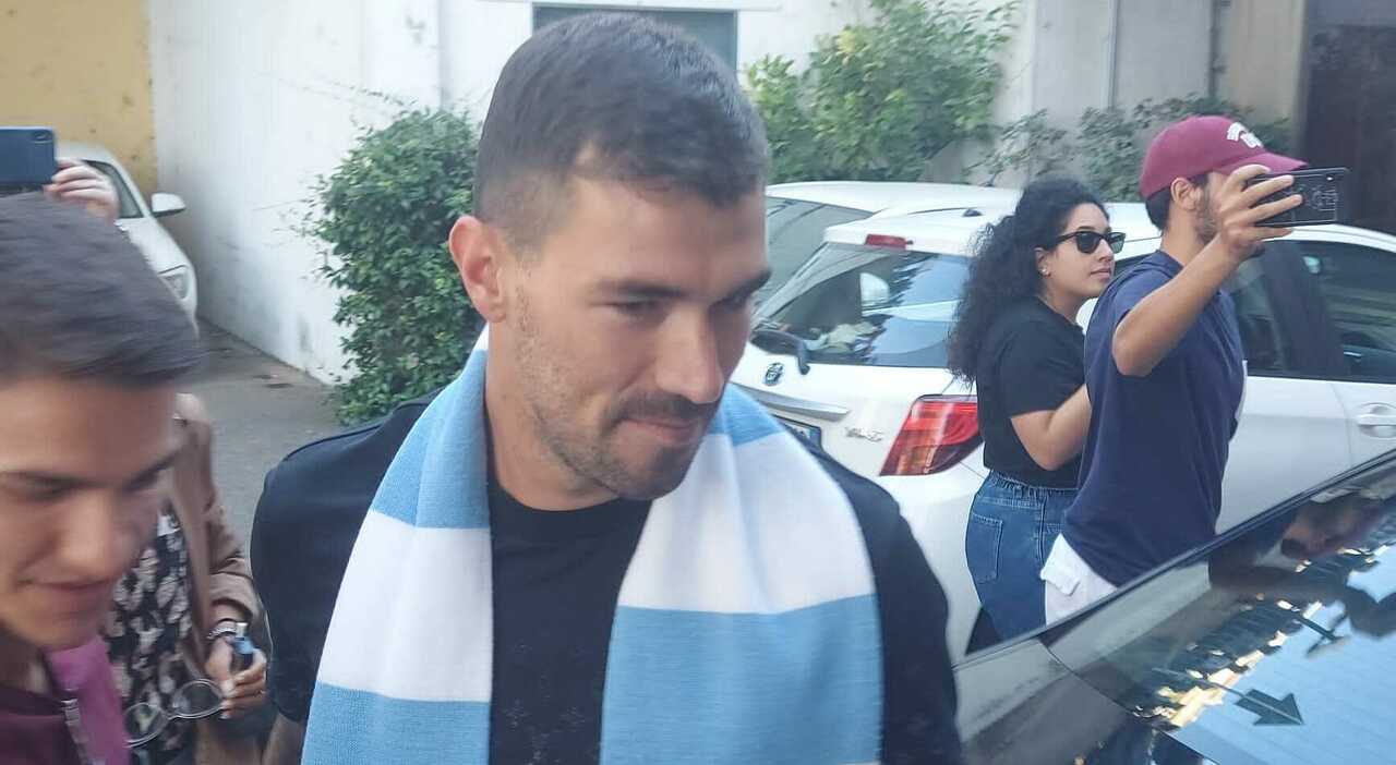 Lazio are finalizing the deals for three newcomers. Alessio Romagnoli, Mario Gila, and Luis Maximiano have all taken the medicals Tuesday.