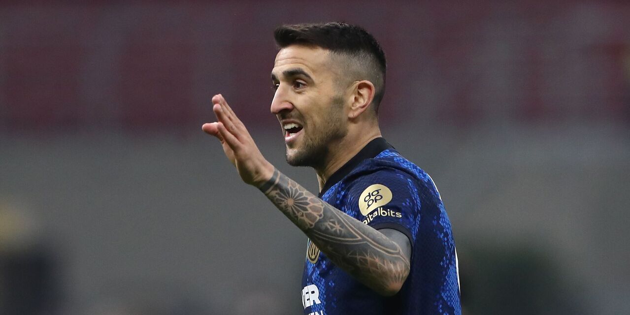Lazio have opened contacts to sign Matias Vecino, who is currently a free agent as his contract with Inter expired in June.