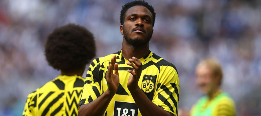 Roma intend to add a left-footed defender to their rearguard and have shown major interest in Dan-Axel Zagadou, who is currently a free agent.
