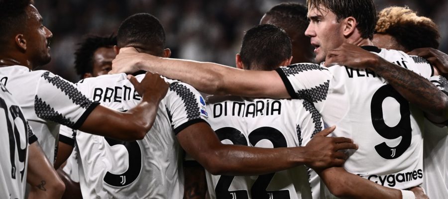 Juventus answered the Serie A call as they brushed aside Sassuolo in the final game of matchday one with a brace from Vlahovic and a Di Maria goal