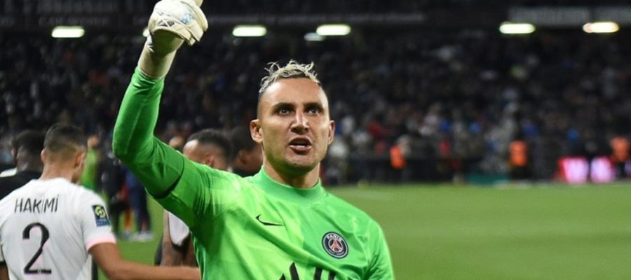 PSG goalkeeper Keylor Navas has emerged as a viable alternative for Napoli if talks with Chelsea for Kepa Arrizabalaga don't progress as expected.