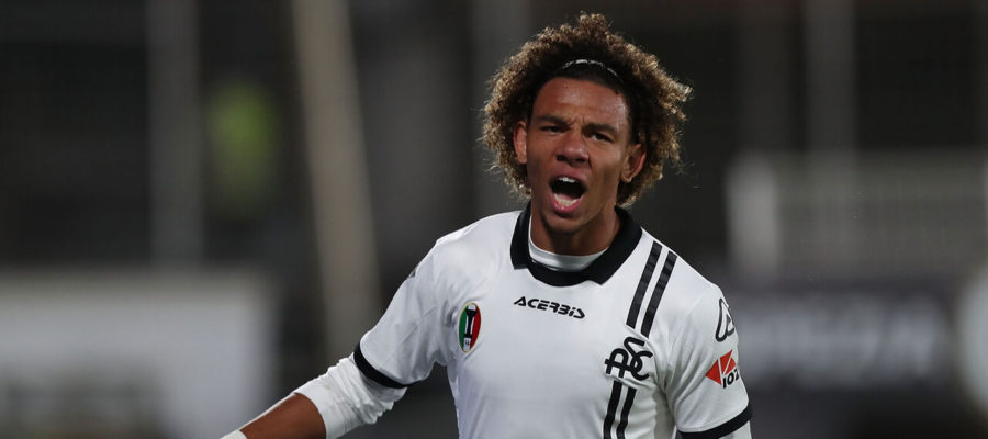 Sassuolo have landed their primary target for the attack Armand Laurienté, but they will not stop there because Janis Antiste is close as well.