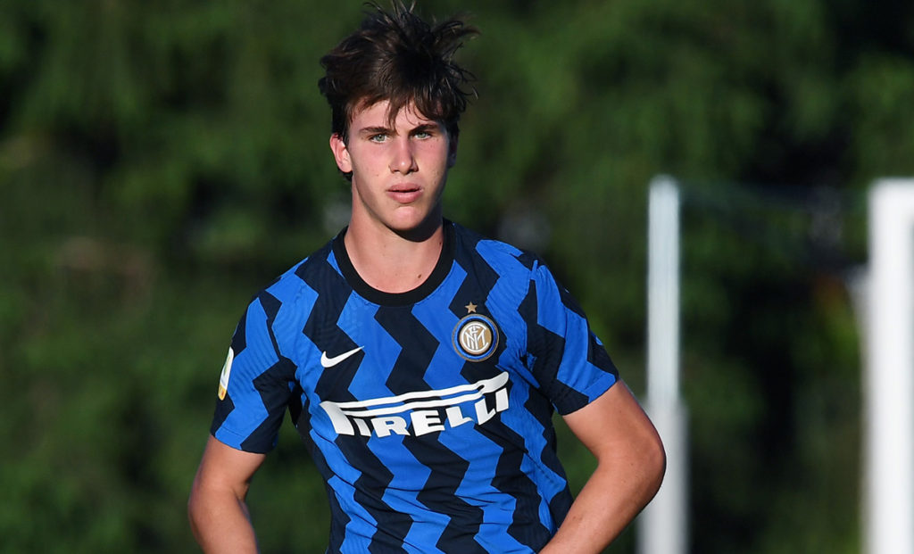 After rejecting Chelsea’s advances for Primavera starlet Cesare Casadei, Inter are expecting to receive an offer for the 19-year-old from Sassuolo.