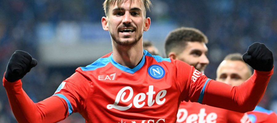 It’s official, Fabian Ruiz is a Paris Saint-Germain player. The Parisians have signed the Spanish midfielder on a five-year deal from Napoli.