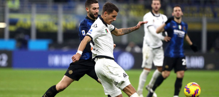 Jakub Kiwior was one of the revelations of the 2021/2022 season, and he has started to draw attention from West Ham and Milan.