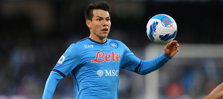 Chelsea are eyeing Hirving Lozano, whose contract with Napoli expires in 2024. President Aurelio De Laurentiis recently said he’d like to extend it.