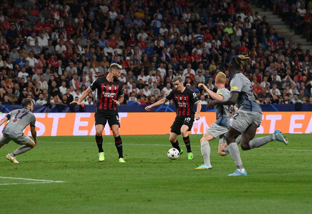 At the Red Bull Arena, Alexis Saelemaekers canceled Noah Okafor's lead for the home side as Milan and RB Salzburg tied in their Champions League debut