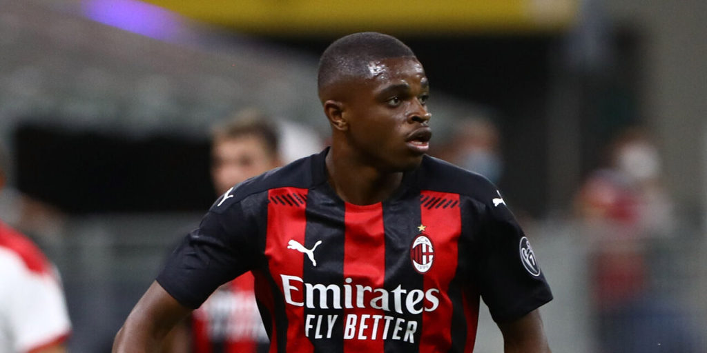 Pierre Kalulu revisited the costly defeat against Napoli, discussed Milan’s ambitions, and discussed his future in an interview.