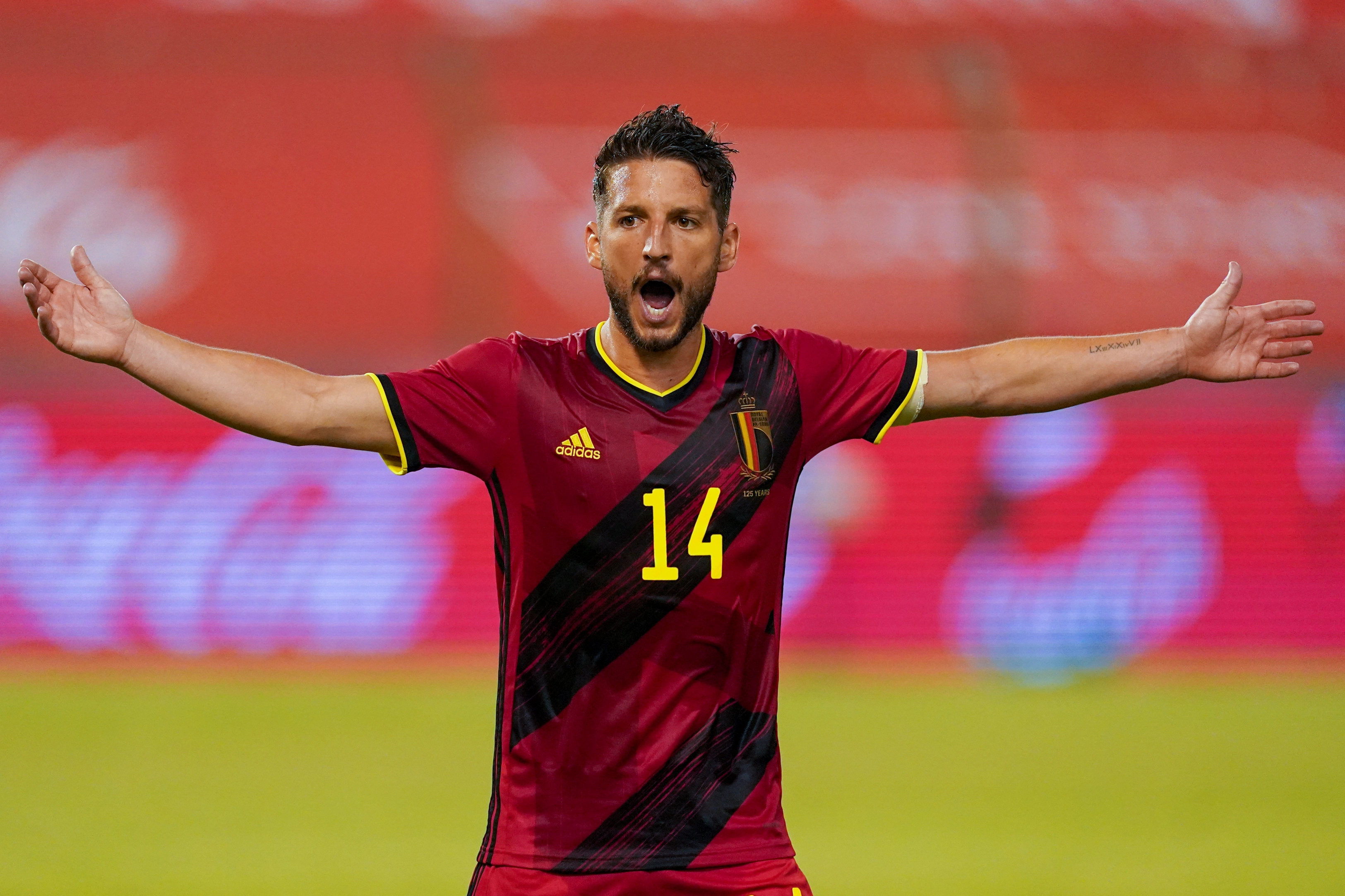 Dries Mertens joined Galatasaray after a long saga regarding his contract renewal with Napoli, with Juventus also making an offer.