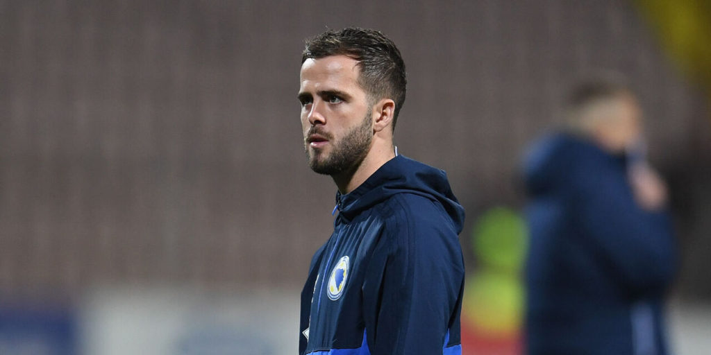 Ex-Roma and Juventus central midfielder Miralem Pjanic has backed his former teams to face one another in the UEFA Europa League final.