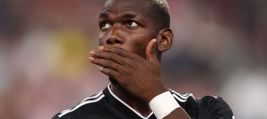 Paul Pogba wanted to wait more time to have surgery on his injured knee, continuing with the protocol he has followed for the past five weeks.