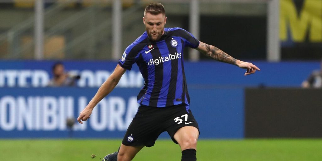 PSG continue to covet Milan Skriniar, and their patient chase could pay off in January, as Inter are facing very challenging extension talks.