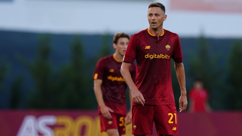 Following the Giallorossi's team dinner at the Mancini Park Hotel, Nemanja Matic spoke to the press regarding his title aspirations with Roma.