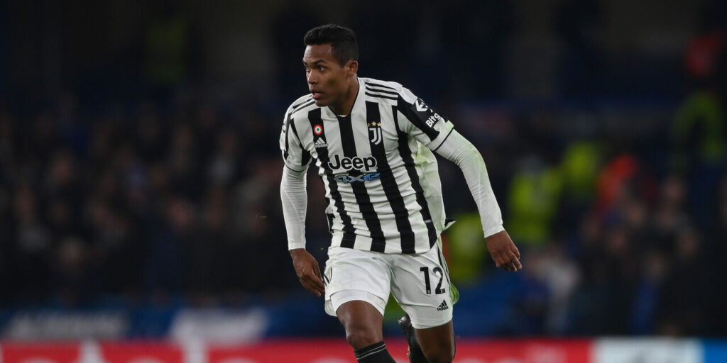 Alex Sandro has entered the final year of his contract with Juventus. The club unsuccessfully tried to offload him in recent windows.