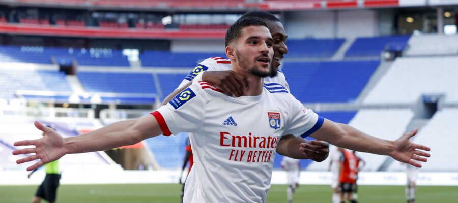 Milan and Roma have often been linked to Houssem Aouar in recent windows. The Giallorossi are reportedly particularly keen on adding him on a free.