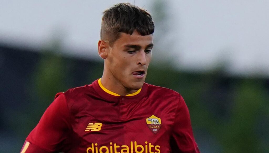 Roma leaned on their youth against HJK Helsinki, as Cristan Volpato drew the start, while Giacomo Faticanti made his first-team debut in the second half.