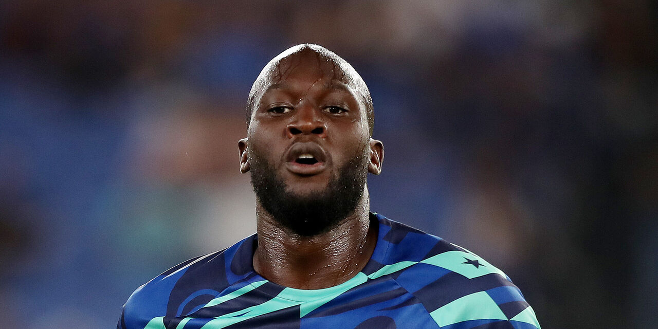 Romelu Lukaku took further tests to assess his recovery from a thigh strain, and he’s set to gradually resume training with his teammates later this week.