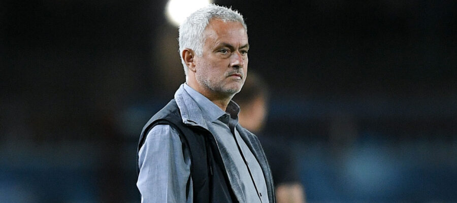 José Mourinho has received a very lucrative offer from Saudi Arabia and is on the radar of a few other top clubs, but Roma believe he will respect his contract.