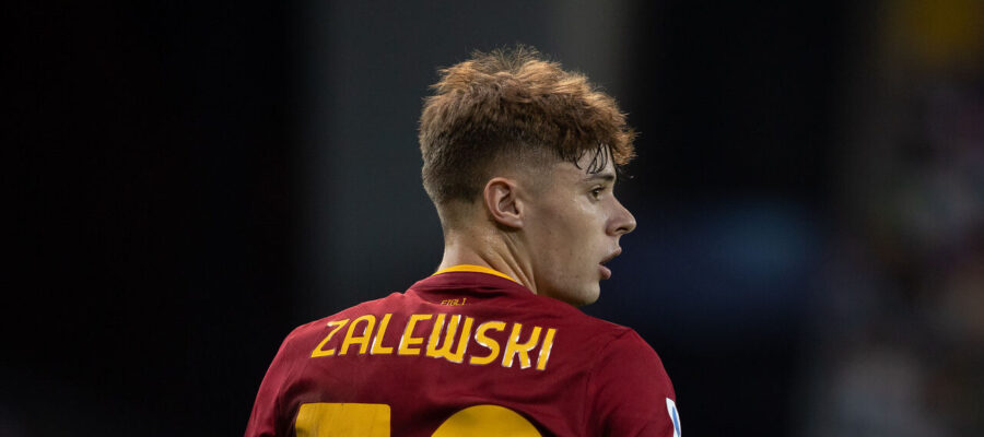 Nicola Zalewski has had a tremendous 2022, and Roma will soon reward him with a new contract. The talks are ongoing and should be complete shortly.