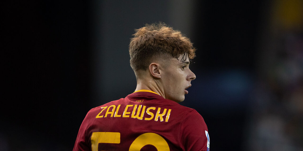 Nicola Zalewski has had a tremendous 2022, and Roma will soon reward him with a new contract. The talks are ongoing and should be complete shortly.