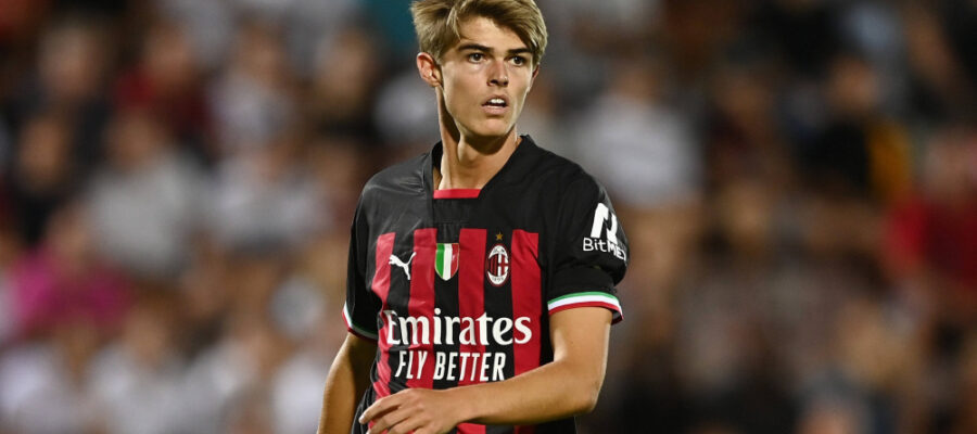 Charles De Ketelaere hasn’t lived up to his price tag and expectations since transferring to Milan, but that doesn’t mean that the club wants to cut bait.