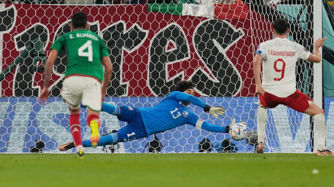 A lackluster Mexico vs Poland show ended 0-0, the second World Cup goalless draw in a row as Guillermo Ochoa saved a penalty from Robert Lewandowski