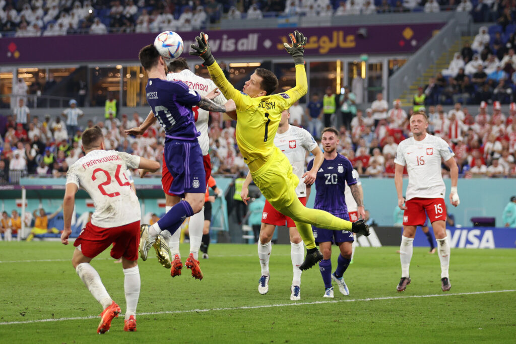 Argentina and Poland landed hand in hand into the World Cup knockout stage as the South Americans won 2-0 the final confrontation of Group C