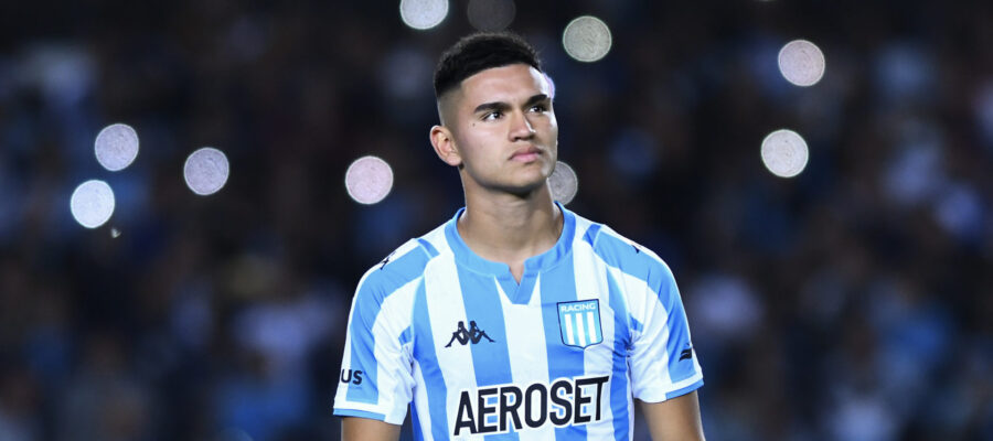 Inter and Milan have laid their eyes on Carlos Alcaraz, but they need to step up their efforts to sign him in January because he's in high demand.