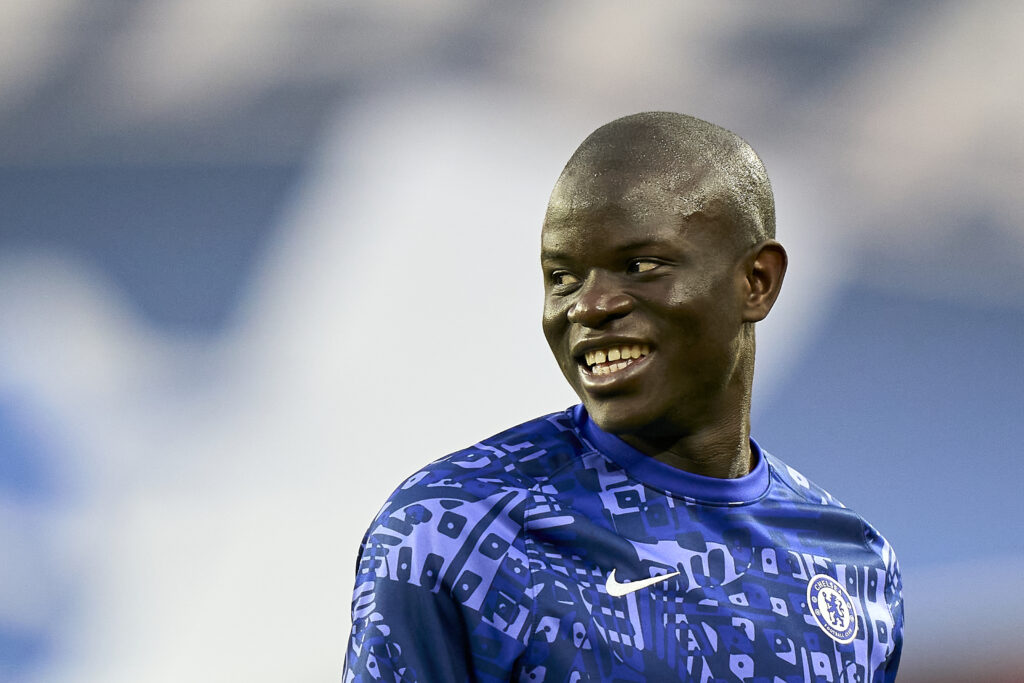 Chelsea midfield pinhead N’Golo Kanté is set to leave the club at the end of the season, and two Serie A heavyweights are said to be eager to sign him.