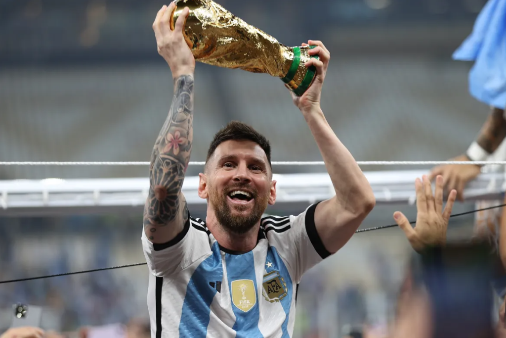 Argentina came out on top of a nerve-shredding penalty shootout to sink reigning World Cup champions France in one of the most exciting finals ever