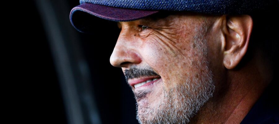 Sinisa Mihajlovic died of leukemia. Here we take a look at his football career and the lessons he taught us with his strong and straightforward personality