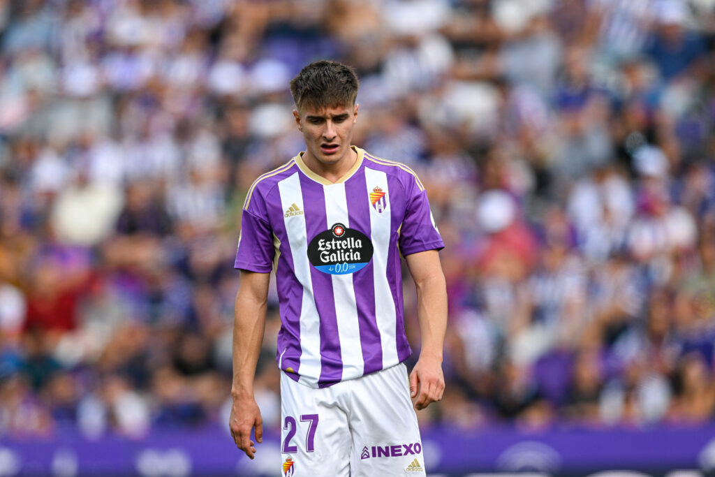 Milan are interested in Ivan Fresneda but face plenty of competition to onboard the talented fullback. He has a €20M release clause in his contract.