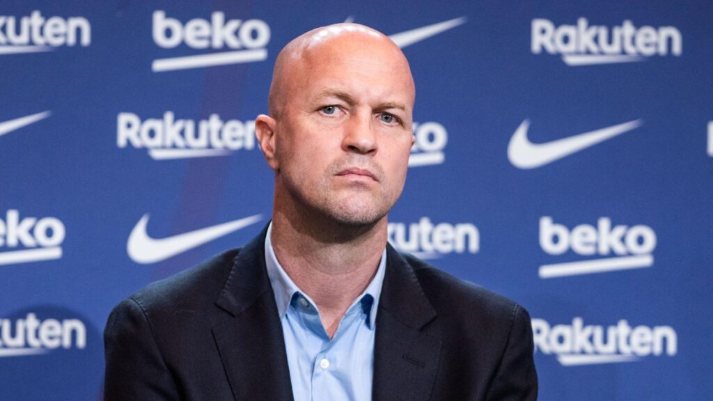 Multiple Serie A sides have been linked to Franck Kessié and Memphis Depay, but Barcelona director Jordi Cruyff doesn’t anticipate January exits.