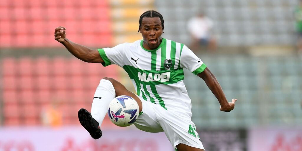 Napoli reportedly laid their eyes on Armand Laurienté, but the Frenchman just joined Sassuolo, and he’s unlikely to move again soon.