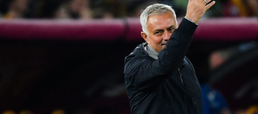 Roma are in a full-fledged crisis following the 1-4 loss to Genoa, but the trust of the management in José Mourinho isn’t wavering at this stage.