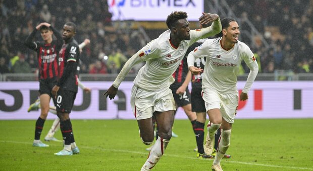 Tammy Abraham scored a late equalizer for Roma on Sunday evening as he completed a remarkable comeback for Roma as they rescued a 2-2 draw away to Milan