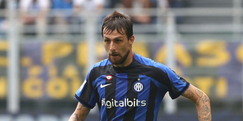 Francesco Acerbi sees himself staying put at the Stadio Meazza going forward despite his contract with the Nerazzurri expiring at the end of the season.