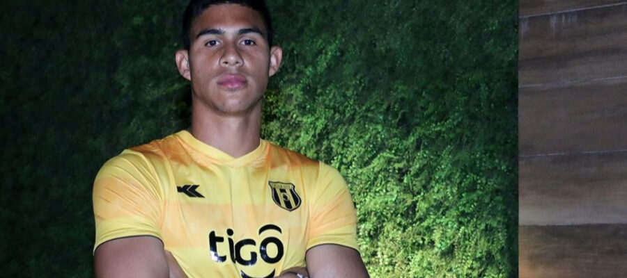 Milan are about to announce a new goalkeeper, as they have acquired Devis Vasquez from Guaranì. He took the medicals ahead of the move Monday.