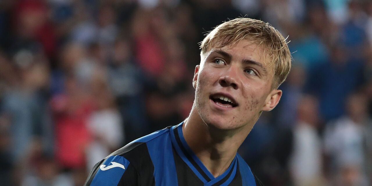 Napoli are keeping tabs on Rasmus Hojlund for the future since Victor Osimhen doesn’t have a long-term contract and is on the radar of very wealthy clubs.