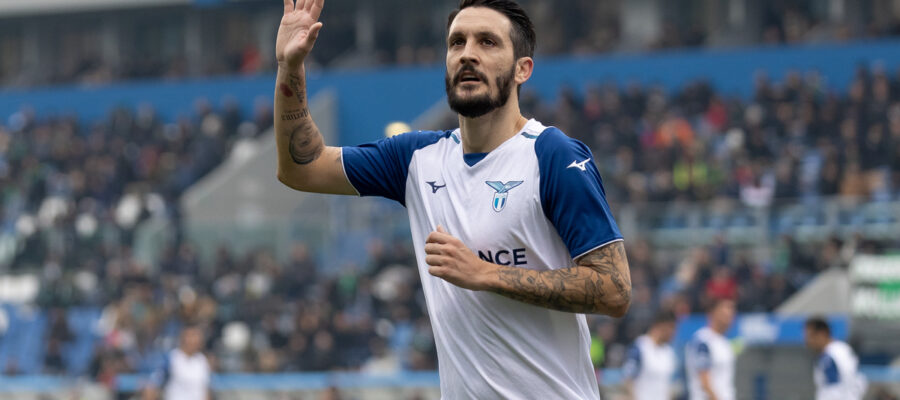 Luis Alberto has put to rest the uncertainty about the future by penning a renewal till 2027 and has progressively won over Maurizio Sarri.
