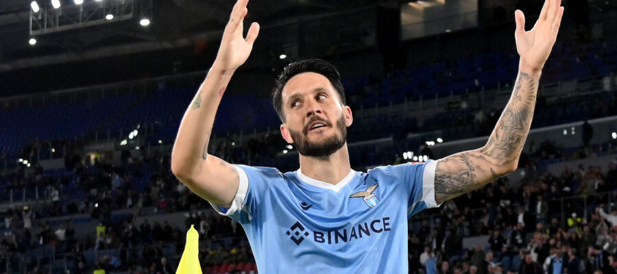 Luis Alberto continues to be linked with a move to Spain, with Cadiz being the latest team trying to sign him, but Lazio have clear ideas about his future.
