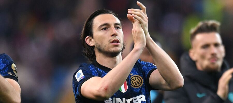Inter and Mattia Darmian have agreed to add a year to his contract, which now runs until 2024. The versatile defender has been at the club since 2020.