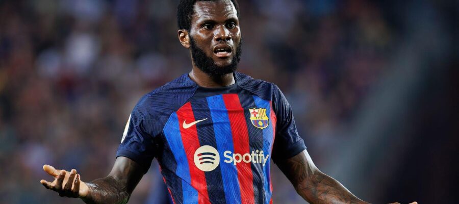 Juventus and Barcelona have an agreement in principle for Franck Kessié, but the player is in no rush to depart and might prefer joining Tottenham.