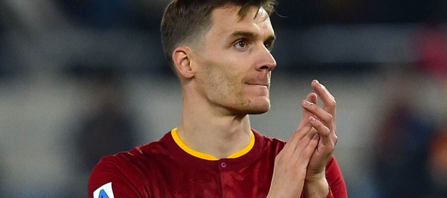A Roma está prestes a garantir o retorno de Diego Llorente do Leeds United.  Ele passou a segunda metade da campanha passada na capital italiana.