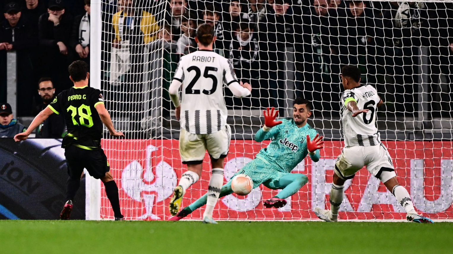 Juventus and Sporting CP are about to face off against each other at the Allianz Stadium in the first leg of their Europa League quarter-final tie