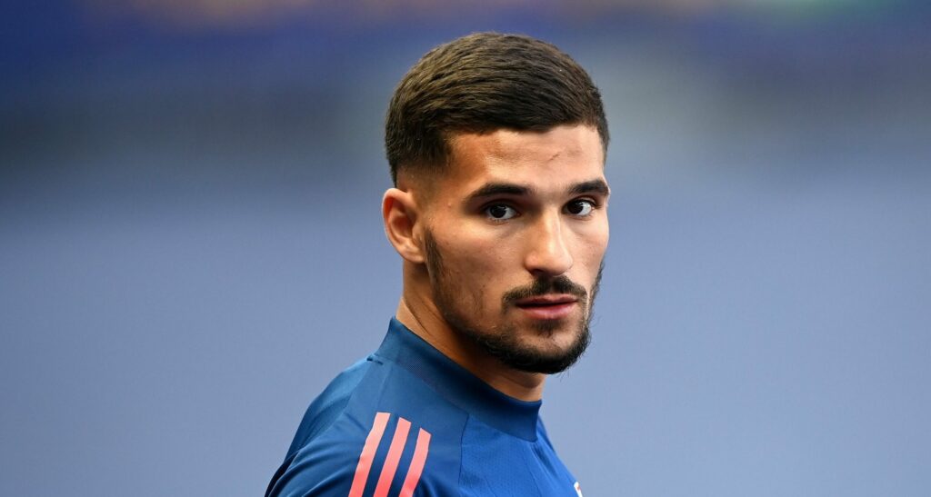 Roma stepped up their efforts to sign Houssem Aouar as he was in town to take the medicals earlier this week The Lyon star is on an expiring contract.