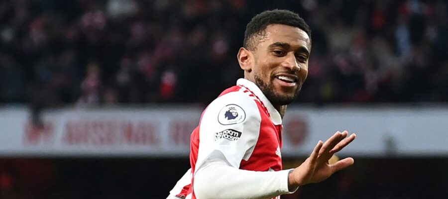 Following the potential acquisition of Aouar, Roma and Mourinho are keen on adding to their list of arrivals, and Nelson serves as a realistic target.
