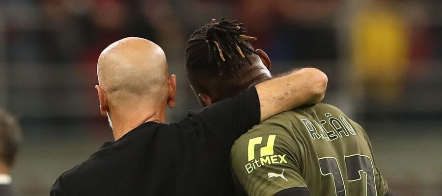 Rafael Leao left Saturday’s clash with Lazio in the early going due to a muscular problem. The injury isn’t severe, but he could miss Wednesday's game.